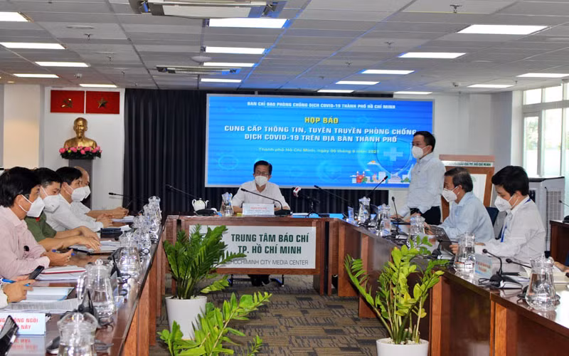 Họp báo thông tin về công tác phòng, chống dịch Covid-19 tại TP Hồ Chí Minh.