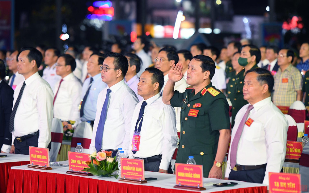 (Ảnh: THÀNH ĐẠT) z3378523861572_b4cf4f5223cd47500-1651243352667.jpg
