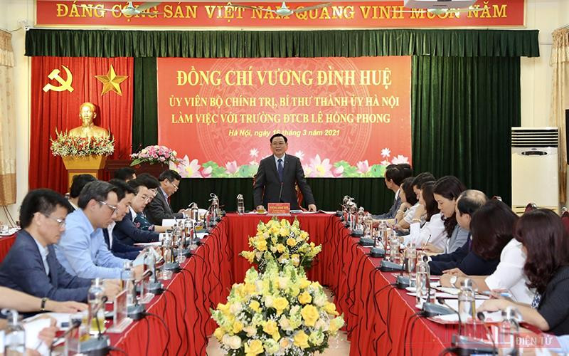 Quang cảnh buổi làm việc. Ảnh: Duy Linh Tập trung xây dựng thương hiệu Trường Đào tạo cán bộ Lê Hồng Phong -0