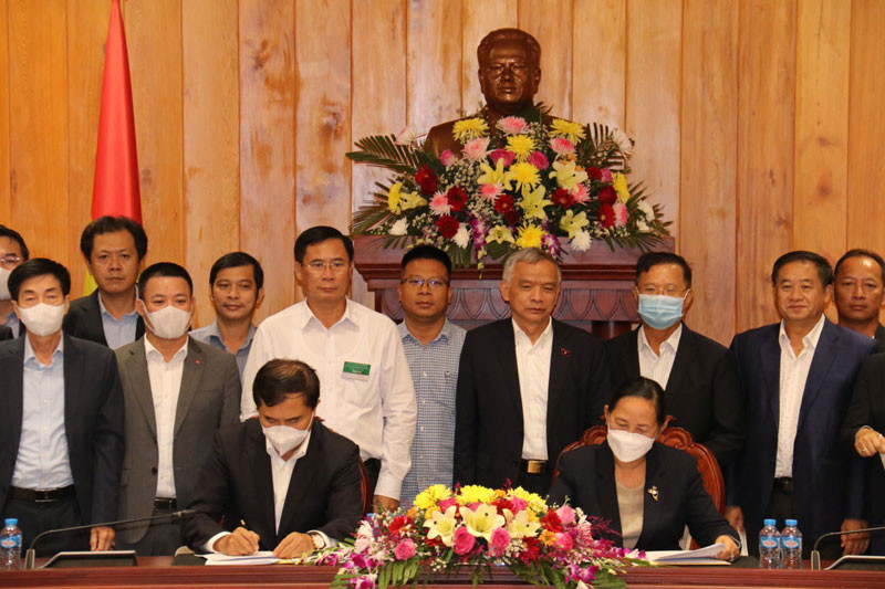 Lễ ký Biên bản bàn giao công trình hoàn thành tại Nhà Quốc hội Lào mới, chiều 8/8. Nghiệm thu Nhà Quốc hội Lào mới -0