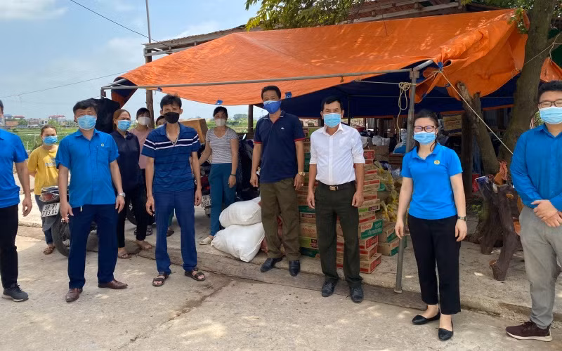 Chuyện của nữ cán bộ công đoàn trong tâm dịch Bắc Giang -0