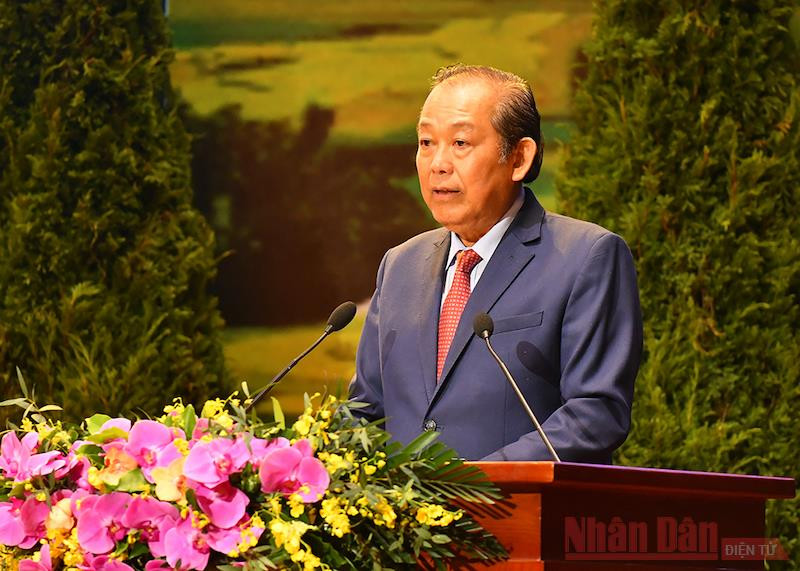 Phó Thủ tướng Thường trực Chính phủ Trương Hòa Bình phát biểu bế mạc Đại hội. (Ảnh: THỦY NGUYÊN) Đại hội đại biểu toàn quốc các dân tộc thiểu số Việt Nam lần thứ II thành công tốt đẹp -0