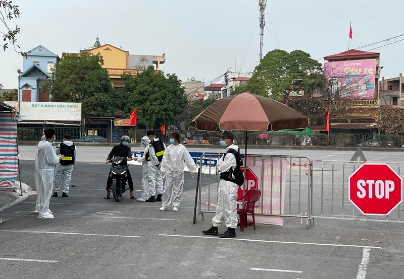 Kiểm soát chặt chẽ việc ra, vào các vùng phong tỏa ở Cẩm Giàng (Hải Dương). Quyết liệt đẩy lùi dịch bệnh, phát triển kinh tế - xã hội ở Hải Dương -0