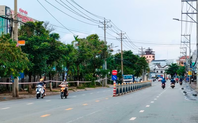 Sa Đéc là thành phố đầu tiên của Đồng Tháp thực hiện giãn cách xã hội theo Chỉ thị 16. (Ảnh: HỮU NGHĨA)