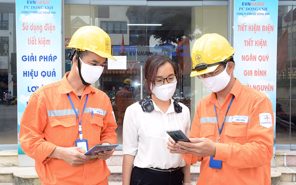 Điện lực Hà Nội đã giảm khoảng 1.850 tỷ đồng tiền điện hỗ trợ khách hàng