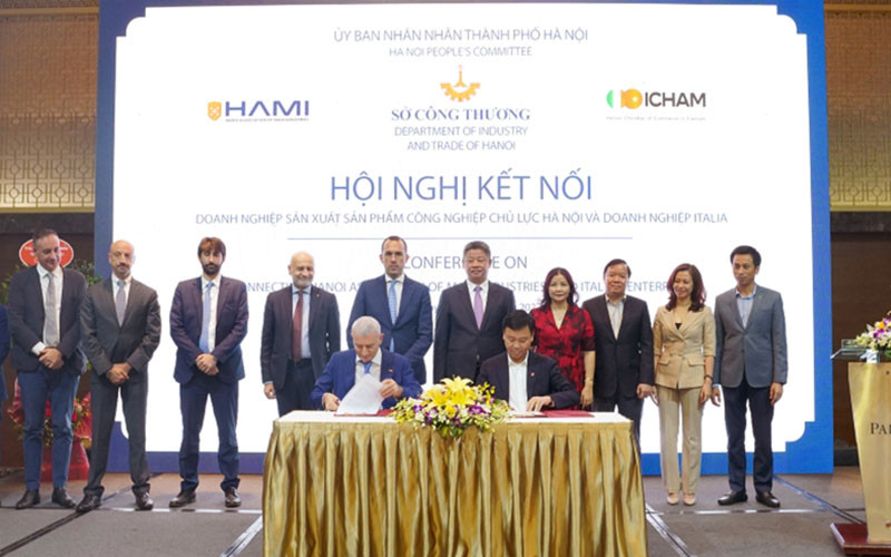 HAMI và ICHAM ký kết biên bản ghi nhớ hợp tác.