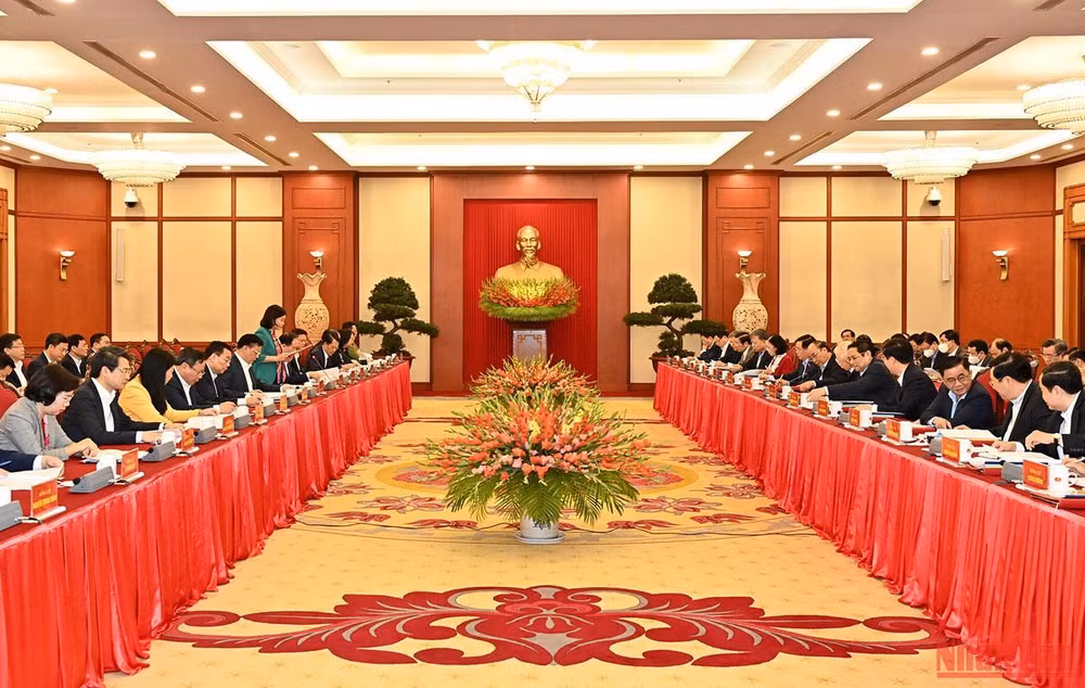 Xây dựng Hà Nội thành trung tâm, động lực thúc đẩy, dẫn dắt phát triển vùng và cả nước -0