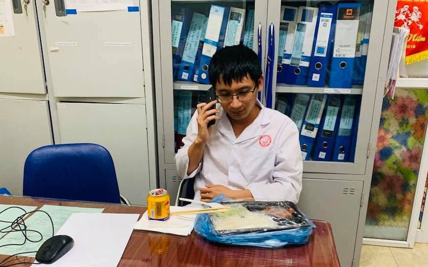 Anh Đặng Đình Nguyên đã có nhiều đêm không ngủ. Hối hả xuyên ngày đêm vì người bệnh -0