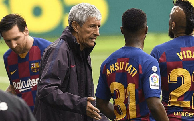 HLV Setien đang gặp khó khăn ở Barca. (Ảnh: Goal)