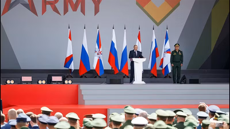 Tổng thống Nga Vladimir Putin phát biểu tại lễ khai mạc chính thức Army Games 2021 và diễn đàn Army-2021.
