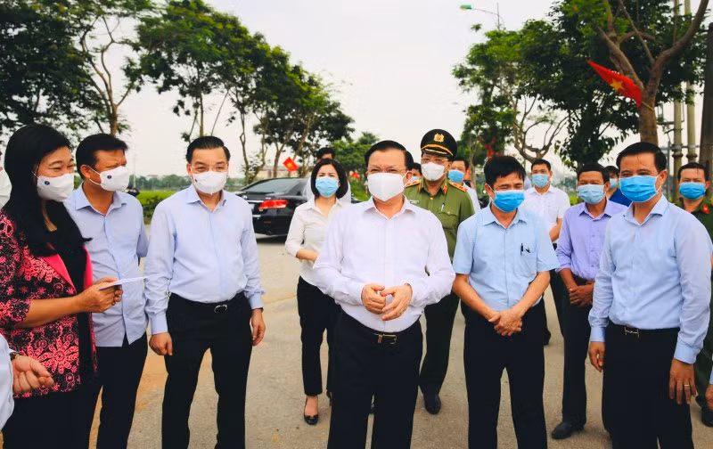 Lãnh đạo TP Hà Nội kiểm tra công tác phòng, chống dịch tại huyện Đông Anh.
