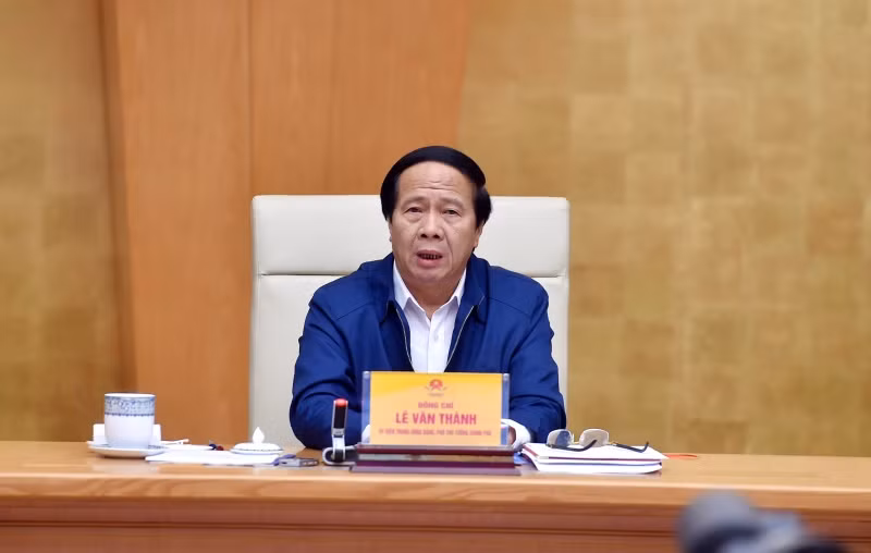 Phó Thủ tướng Lê Văn Thành phát biểu ý kiến tại hội nghị.