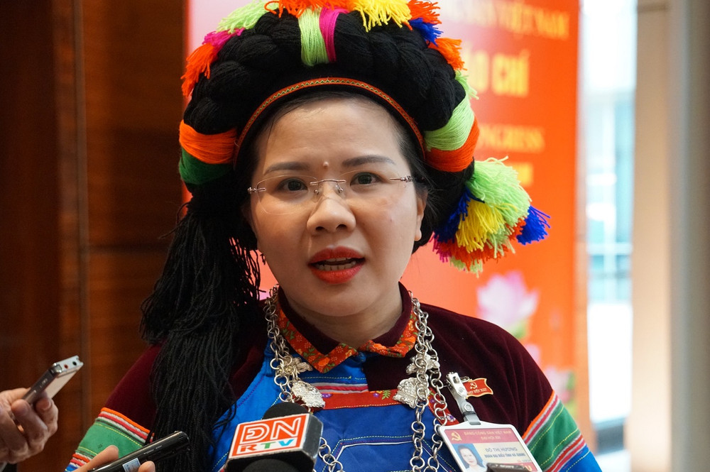 Tâm huyết của đại biểu nữ dân tộc thiểu số tại Đại hội XIII ảnh 2 Tâm huyết của đại biểu nữ dân tộc thiểu số tại Đại hội XIII -0