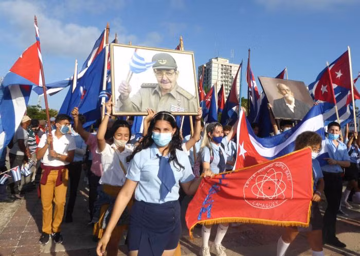 Hàng triệu người dân Cuba tuần hành kỷ niệm Ngày Quốc tế Lao động -0