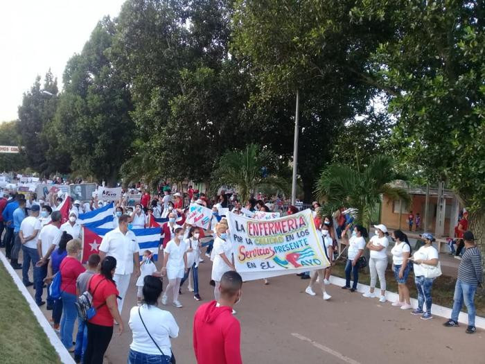Tuần hành ở Artemisa. (Ảnh: Granma) Hàng triệu người dân Cuba tuần hành kỷ niệm Ngày Quốc tế Lao động -0