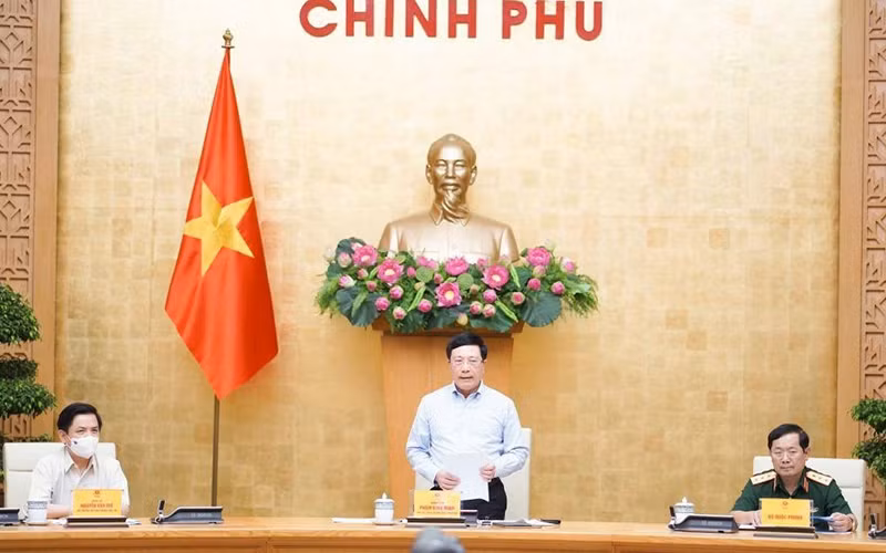 Phó Thủ tướng Phạm Bình Minh chủ trì họp an toàn giao thông. (Ảnh: Ủy ban ATGT quốc gia)