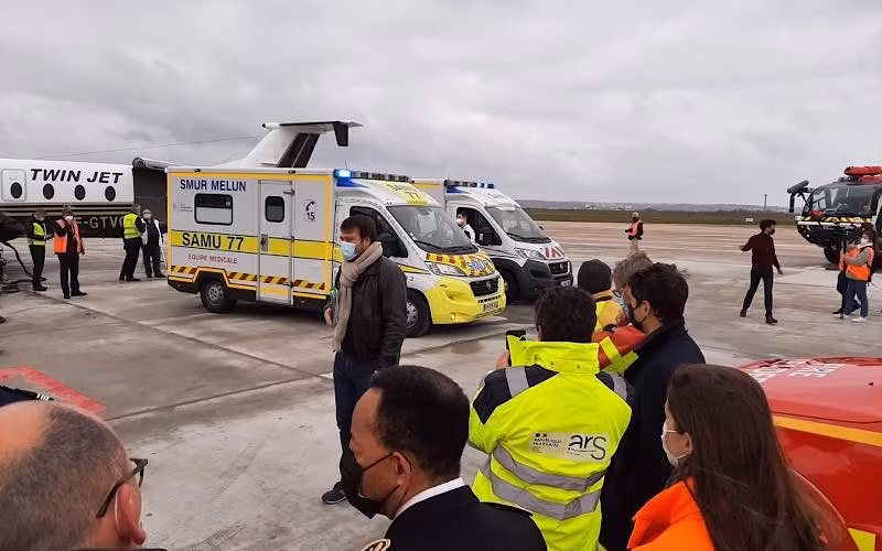 Chiến dịch sơ tán bệnh nhân nặng từ vùng thủ đô Ile-de-France tới các khu vực ít bị ảnh hưởng hơn được triển khai từ ngày 14-3. Ảnh: nicolaspeju.