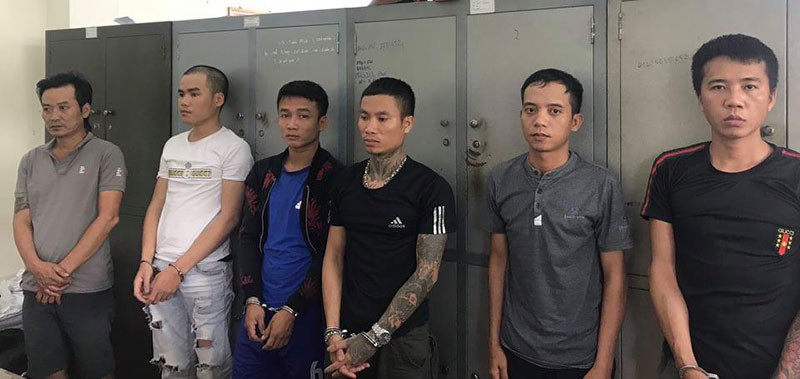 Sáu đối tượng tại cơ quan điều tra.