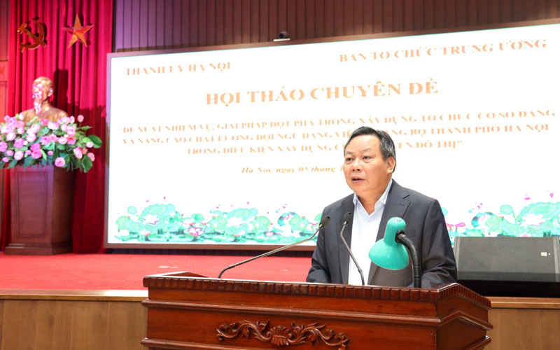 Đồng chí Nguyễn Văn Phong, Phó Bí thư Thành uỷ phát biểu đề dẫn hội thảo. Hà Nội đề xuất giải pháp đột phá nâng cao chất lượng tổ chức cơ sở đảng và đảng viên -0