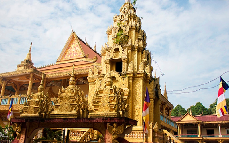 Một góc của ngôi chùa Phật giáo Nam Tông Khmer. 
