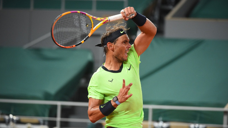 Rafa Nadal vẫn tỏ ra quá mạnh trước Richard Gasquet trên nền sân đất nện sở trường. (Ảnh: Roland Garros) Federer, Nadal, Djokovic dắt tay nhau vào vòng 3 Roland Garros 2021 -0