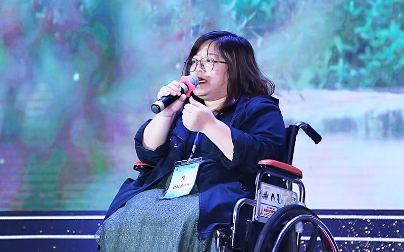 Vinh danh 64 thanh niên khuyết tật truyền cảm hứng -0