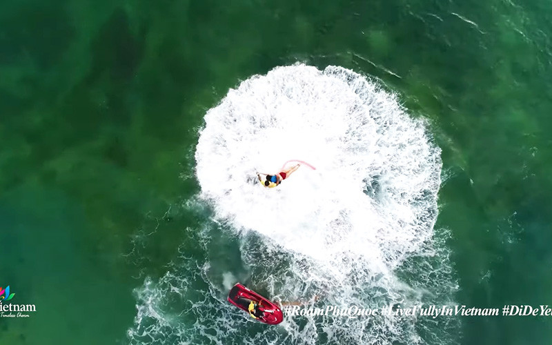 Hình ảnh cắt từ clip Du ngoạn Phú Quốc qua clip “Việt Nam: Đi Để Yêu! – Roam Phu Quoc” -0