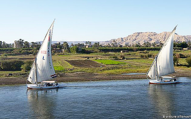 Nhiều du thuyền trên sông Nile nằm chờ du khách (Ảnh: DW) Đất nước Kim tự tháp đón khách quốc tế trở lại -0