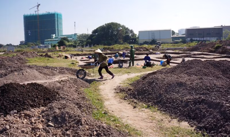 Khai quật khảo cổ tại di chỉ Vườn Chuối.