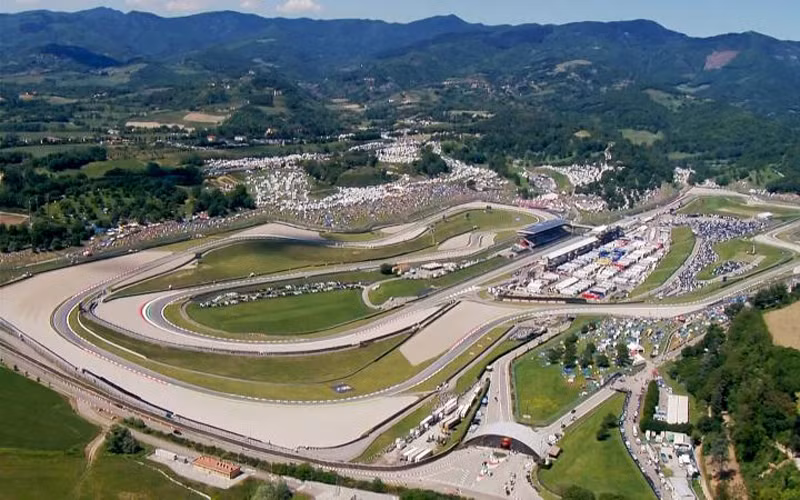 Đường đua Autodromo Internazionale del Mugello (Tuscany, Ý)