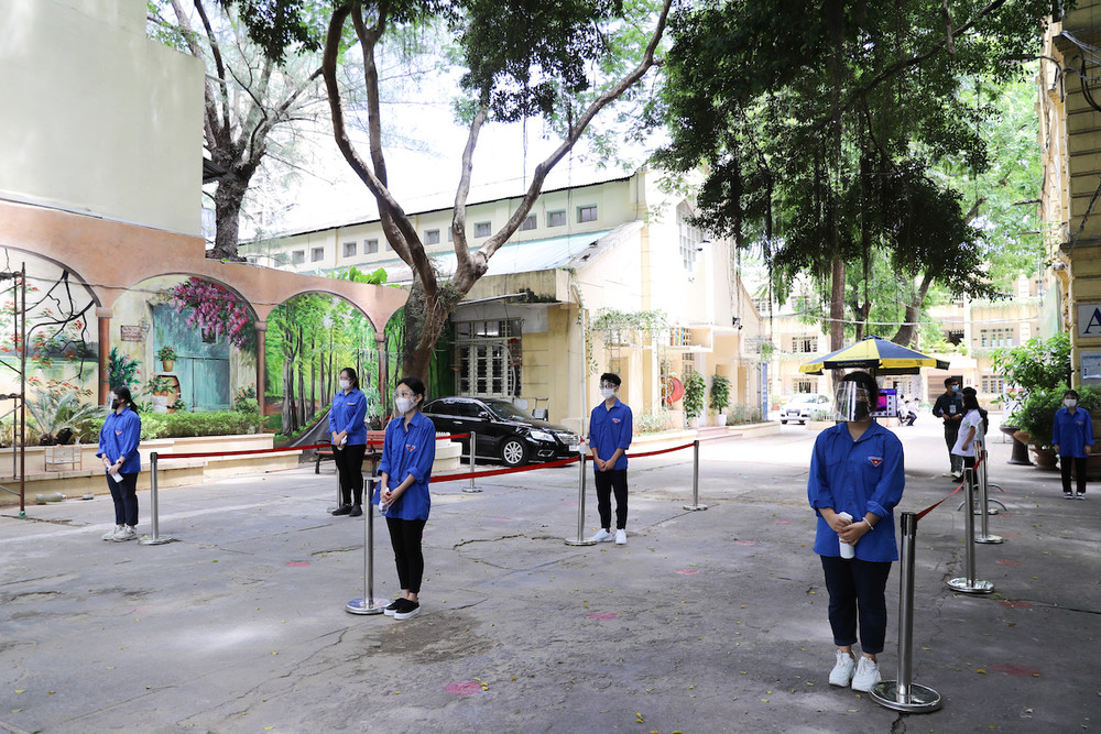 Thí sinh sẵn sàng bước vào ngày thi chính thức -0