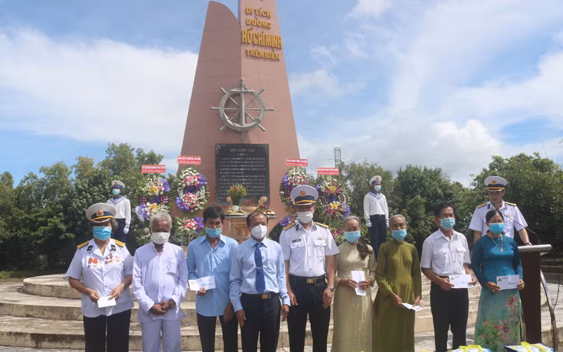 Trà Vinh kế thừa, phát huy truyền thống hào hùng đường “Hồ Chí Minh trên biển” -0
