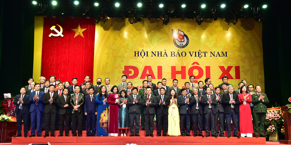 Đại hội Hội nhà báo Việt Nam lần thứ XI bầu ra Ban chấp hành mới với 52 thành viên.(Ảnh: THÀNH ĐẠT) Đại hội của nhiều đổi mới, sáng tạo và đột phá -0