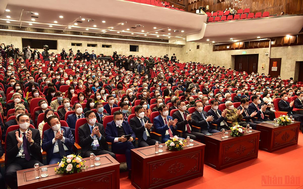 Đại hội có sự tham gia của gần 500 hội viên, đại diện cho hơn 27 nghìn hội viên Hội Nhà báo Việt Nam trên cả nước.(Ảnh: THÀNH ĐẠT) Đại hội của nhiều đổi mới, sáng tạo và đột phá -0