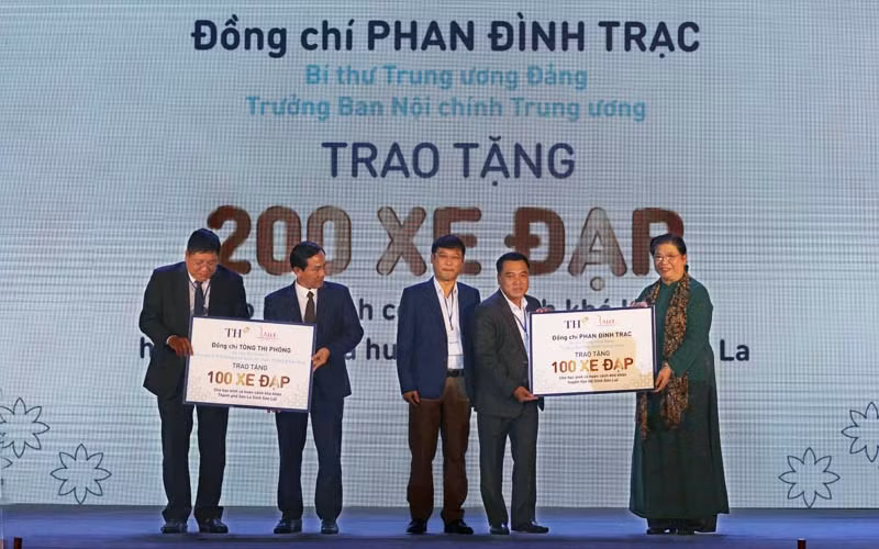 Nhà máy chế biến hoa quả tươi và thảo dược hiện đại nhất ở Sơn La đi vào hoạt động -0