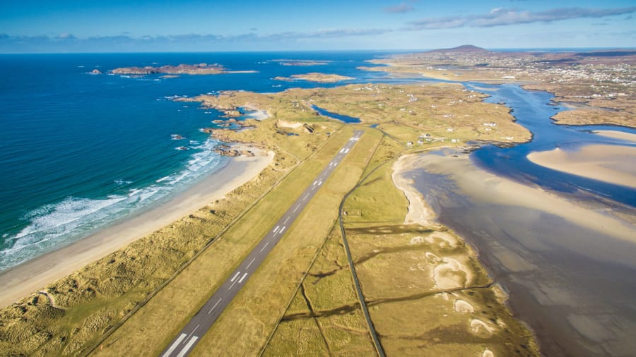 Sân bay Donegal, Ireland tiếp tục là sân bay có phong cảnh đường băng đẹp nhất thế giới (Ảnh: CNN) 10 sân bay có phong cảnh đường băng đẹp nhất thế giới -0