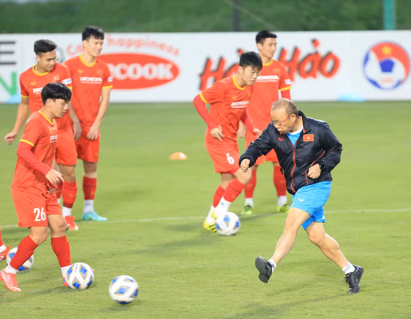 Đình Trọng sẵn sàng ra sân trong trận đấu với Nhật Bản -0