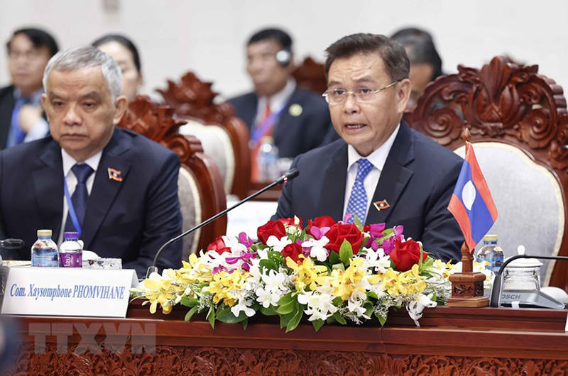 Chủ tịch Quốc hội Lào Saysomphone Phomvihane phát biểu ý kiến. (Ảnh: Doãn Tấn/TTXVN) Duy trì, vun đắp mối quan hệ láng giềng gắn bó “có một không hai” giữa Việt Nam và Lào -0
