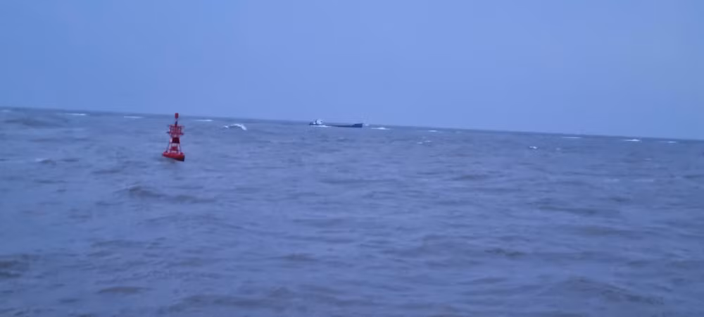 Cứu nạn khẩn cấp chín thuyền viên trên vùng biển Hải Phòng -0