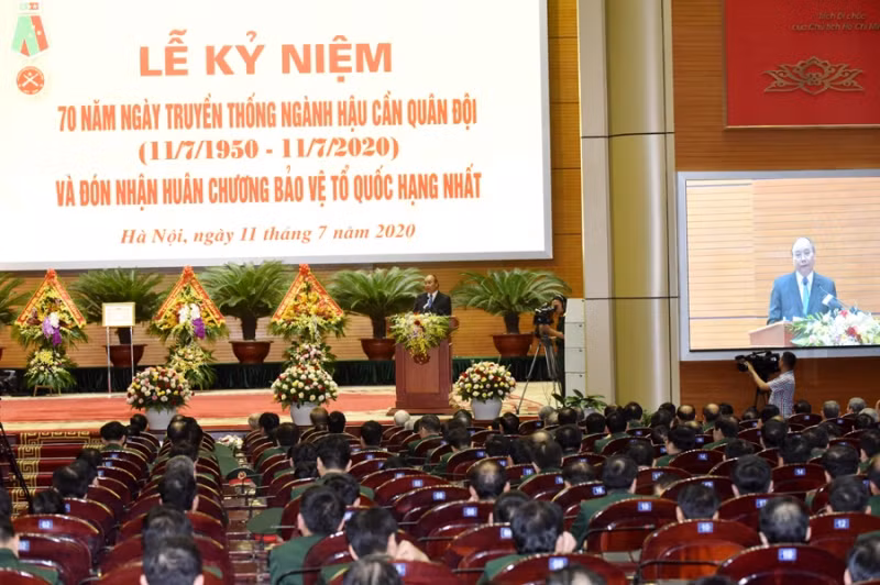 Ngành Hậu cần quân đội nhận Huân chương Bảo vệ Tổ quốc hạng nhất -0