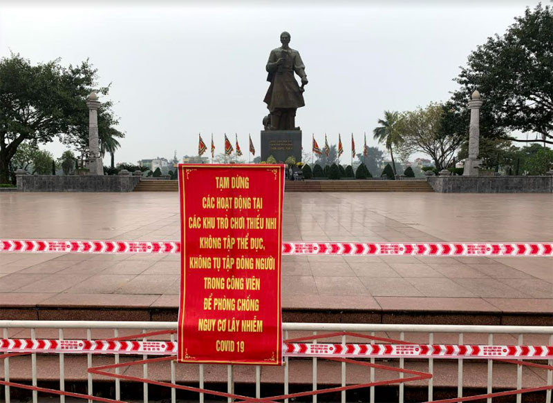 Nhiều hoạt động tập trung đông người và các dịch vụ không thiết yếu tiếp tục bị tạm dừng để phòng dịch. Nam Định khẩn trương truy vết, cách ly 25 F1 -0