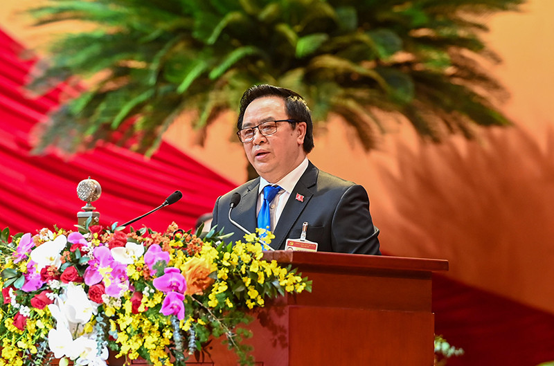 Đồng chí Hoàng Bình Quân, Ủy viên Trung ương Đảng, Trưởng Ban Đối ngoại Trung ương phát biểu tham luận. Đại hội XIII của Đảng tổ chức phiên tham luận tại hội trường -0