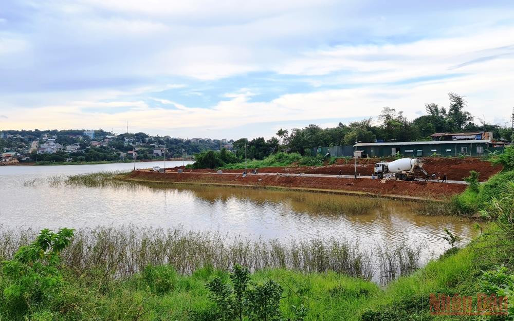 Dự án Hồ Gia Nghĩa, nguồn vốn giao năm 2021 là 47 tỷ đồng, nhưng đến hết tháng 8 mới giải ngân 709 triệu đồng, đạt 2% kế hoạch.
