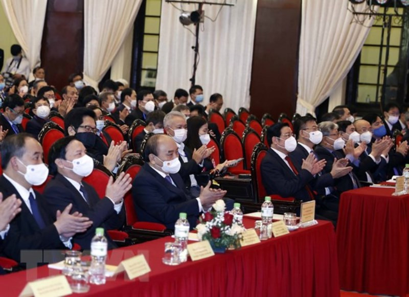 Chủ tịch nước Nguyễn Xuân Phúc và các đại biểu dự Đại hội. (Ảnh: Thống Nhất/TTXVN) Nâng cao hình ảnh, uy tín nghề nghiệp, địa vị của luật sư -0