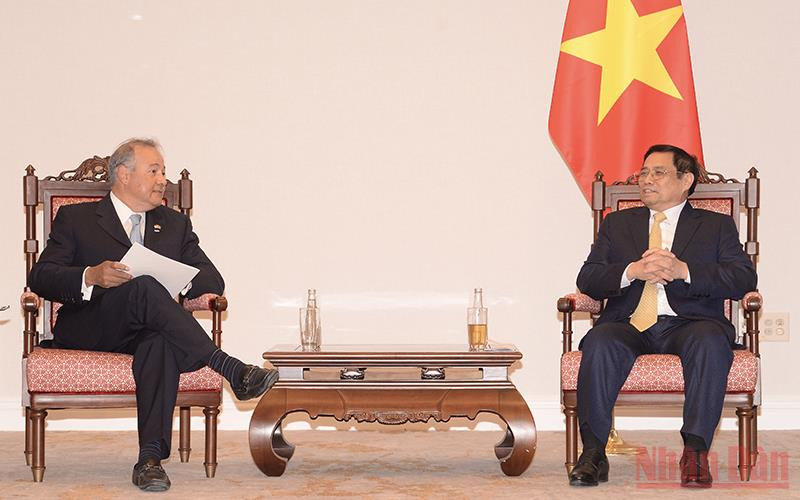 Thủ tướng Phạm Minh Chính tiếp lãnh đạo Tập đoàn Asia Group và các tập đoàn hàng đầu của Hoa Kỳ. Thủ tướng Phạm Minh Chính tiếp một số tập đoàn hàng đầu của Hoa Kỳ -0
