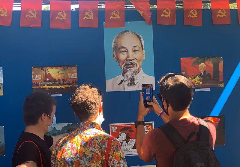 Ấn tượng Việt Nam tại hội báo Avante -0