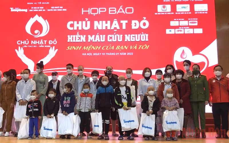 “Hiến máu cứu người - Sinh mệnh của bạn và tôi” -0