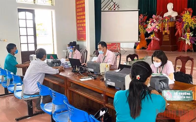 Chắp cánh ước mơ cho học sinh, sinh viên nghèo -0