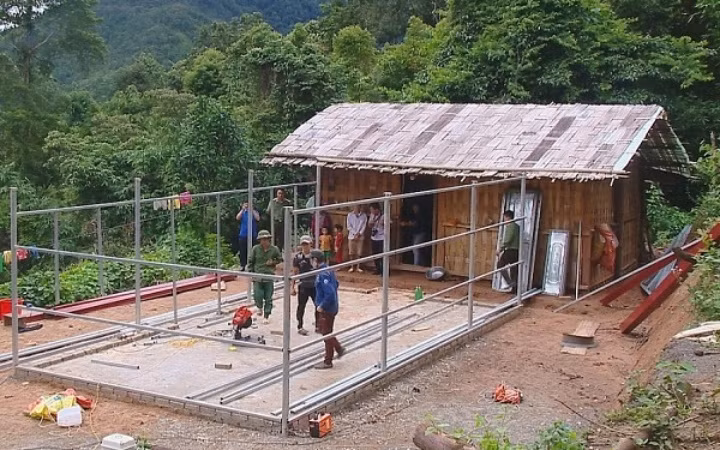 Khởi sắc cuộc sống mới của bà con vùng biên giới Nậm Pồ -0