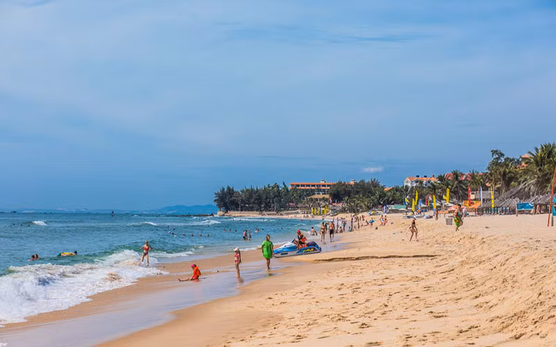 Bãi biển Mũi Né (Ảnh: VietnamTourism)